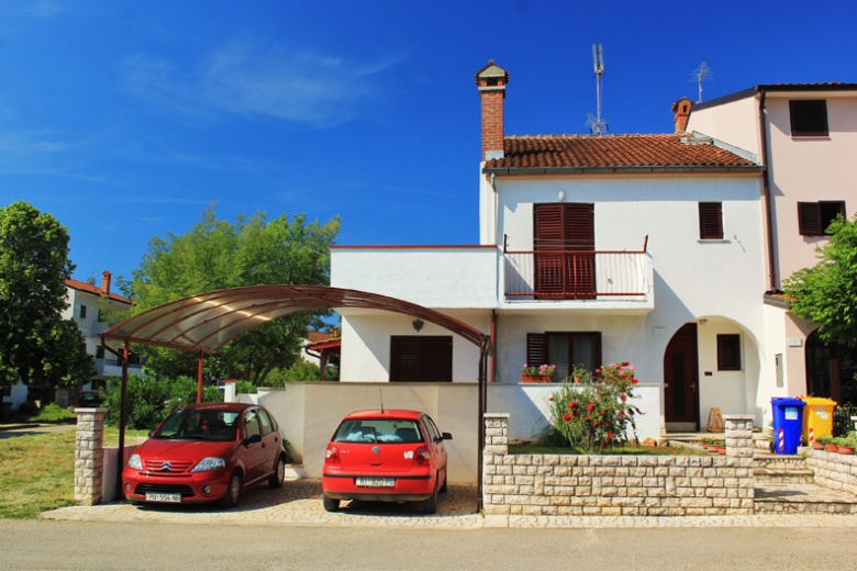 Апартаменты Daniela