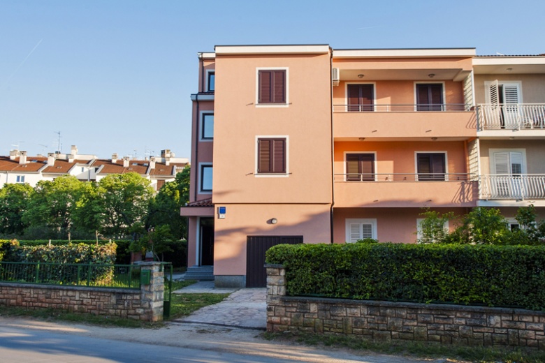 Апартаменты Irena