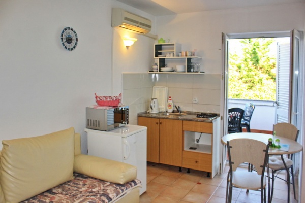 Апартаменты Dragana - App A2+2 F