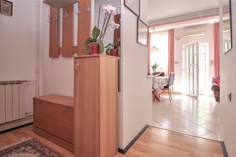 Апартаменты Adeni